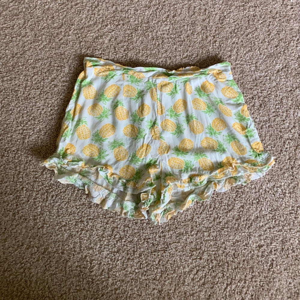 pineapple shorts